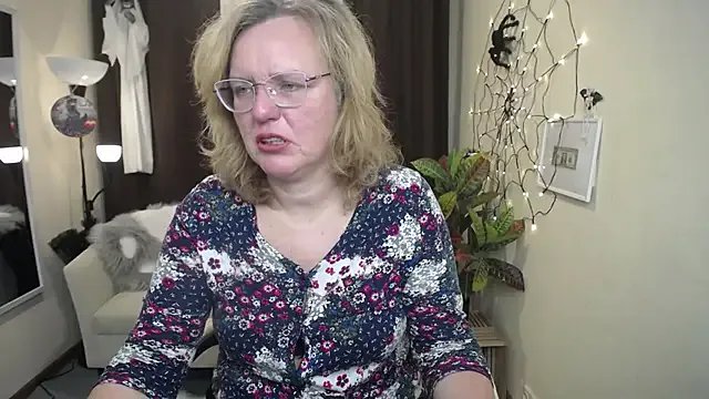 Private VestaWoody on StripChat