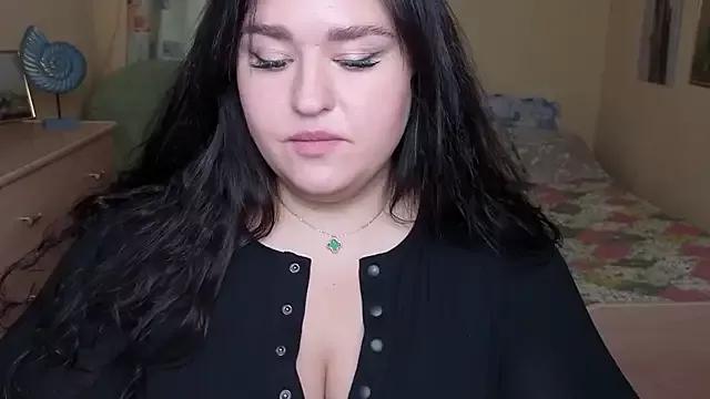 Vicky_Violet from StripChat is Freechat