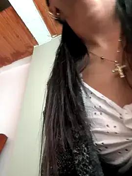 Victoria_alson from StripChat is Freechat