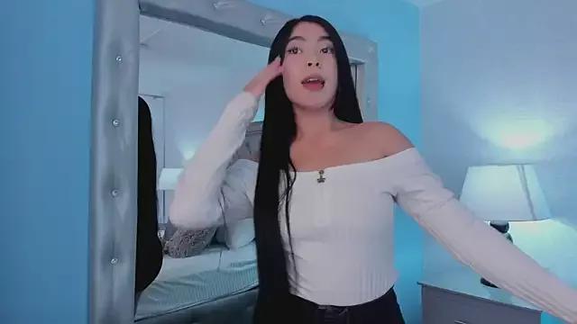 VictoriaHiills from StripChat is Freechat
