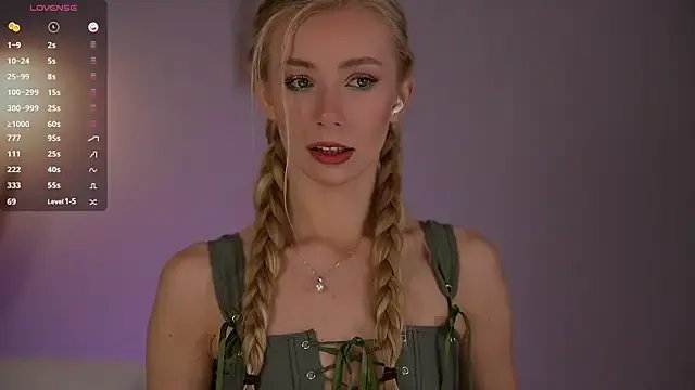 Freechat Vika54784 on StripChat