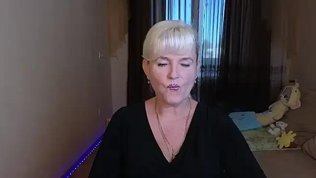 Vina_Vision from StripChat is Freechat