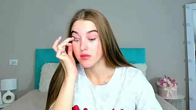 Violeta_blush from StripChat is Freechat