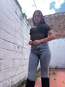 Violeta_pink10 — SHOW ASSHOLE IN GARDEN