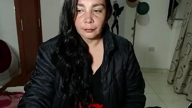 Vivian_milf_paint on StripChat 