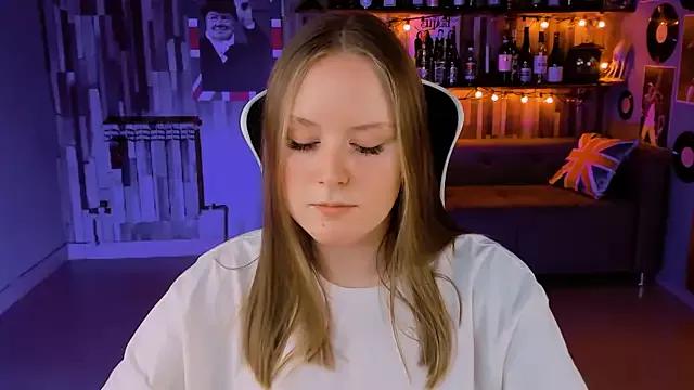 VivienLeeigh from StripChat