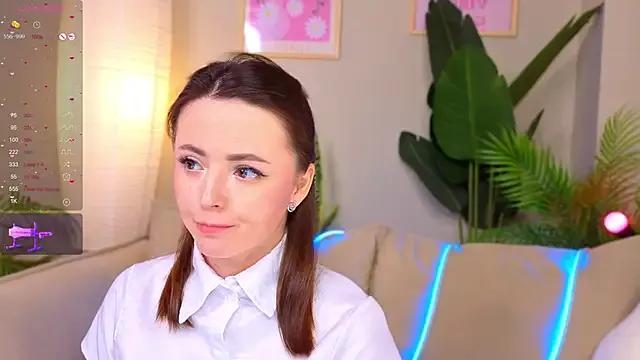 wetmuffin_ from StripChat is Freechat