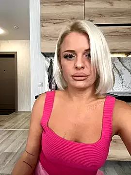 White_Bloom from StripChat is Freechat