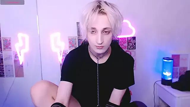whitenyx from StripChat is Freechat