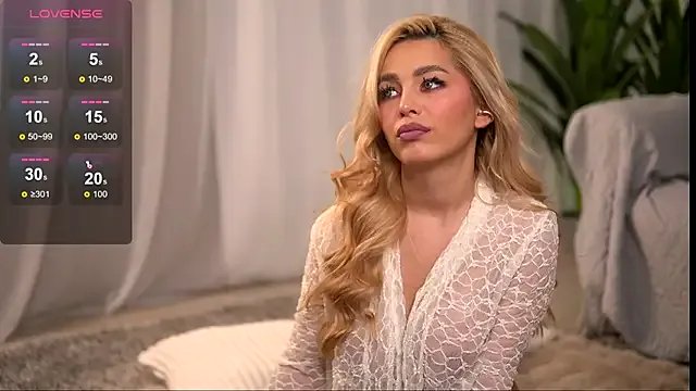 Freechat WhitneyAndrews on StripChat