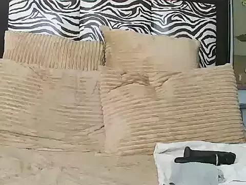 Wild_RoseXX from StripChat is Freechat