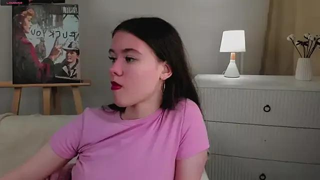 WiloneBoardley from StripChat is Freechat