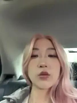 Freechat winter11 on StripChat