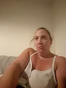 Wisie_Cutie from StripChat is Freechat