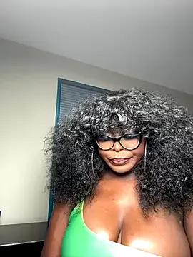 WomanNextdoor1 from StripChat is Freechat
