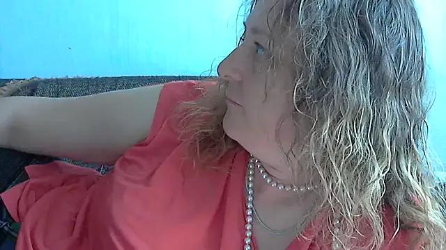 WriterInna44 from StripChat is Freechat