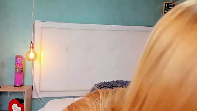 ximenanoah from StripChat is Freechat