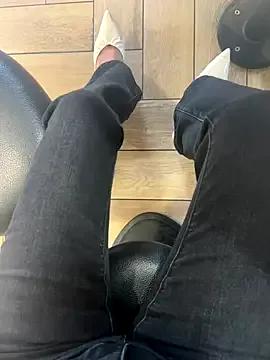 Freechat yimisun01 on StripChat