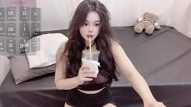 Freechat YIZHI_Koala on StripChat