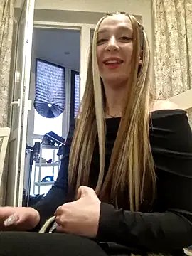 Freechat yourfavcouple_ on StripChat