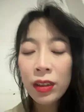 yourkeer from StripChat is Freechat