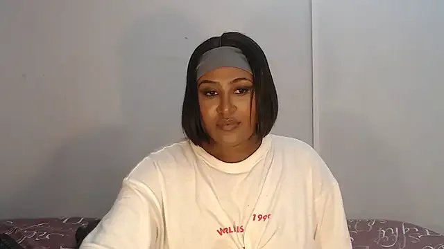 yummydoll97 on StripChat 