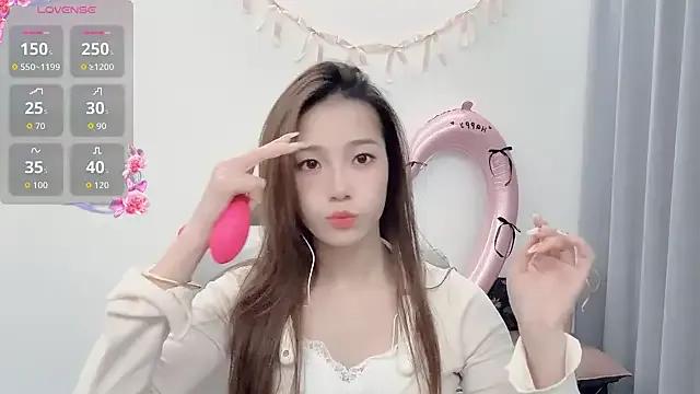 yuyu_77 on StripChat 