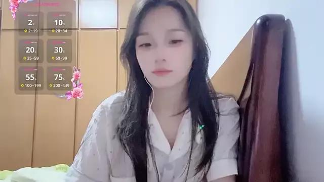 yuyu_77 on StripChat 