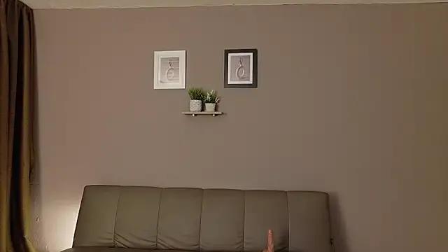 Freechat ZahraMilf on StripChat