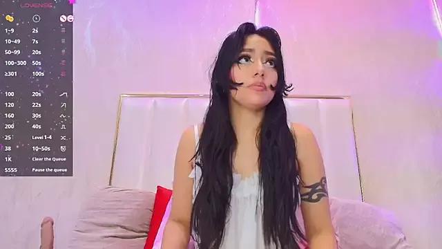 zarahfoster from StripChat
