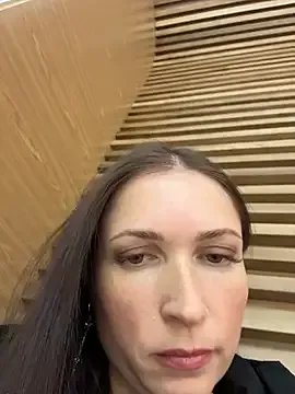 Freechat ZaraHill on StripChat